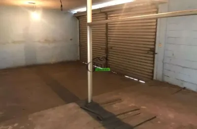 Sala comercial para alugar na Rua Nicolau Antonio Brilha, Centro, Mairiporã