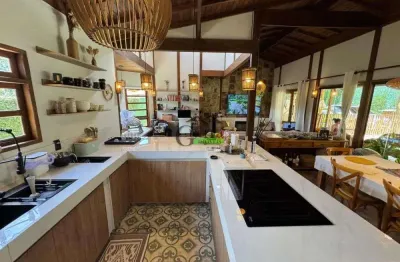 Casa com 3 quartos para alugar na Alameda Parque Petropolis, Roseira, Mairiporã