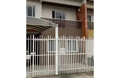 Casa à venda na Rua Agudos do Sul, 881, Afonso Pena, São José dos Pinhais