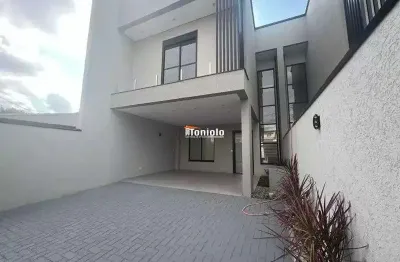 Casa à venda na Rua Charles Darwin, 58, Aristocrata, São José dos Pinhais