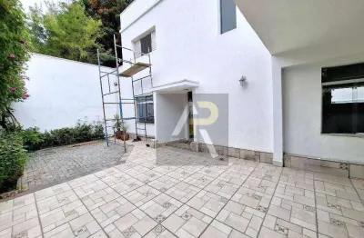 Sobrado para locação com 4 quartos, piscina e churrasqueira 260 m² no mogilar - mogi das cruzes / sp