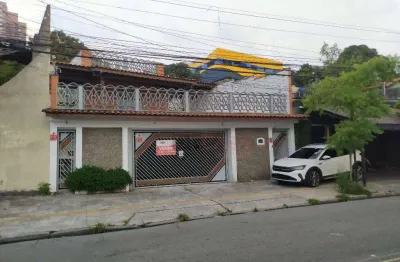 Sobrado com 3 dormitórios à venda, 280 m² por R$ 980.000,00 - Itaquera - São Paulo/SP