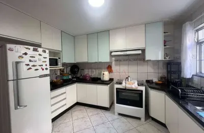 Casa com 2 quartos à venda na Rua Crubixas, 230, Vila Araguaia, São Paulo
