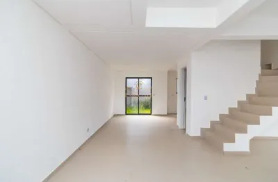 Casa com 3 quartos à venda na rua leon tolstoi, lindóia, curitiba por r$ 699.000