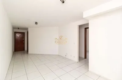 Apartamento com 3 quartos para alugar na Rua Irmãs Paulinas, Novo Mundo, Curitiba por R$ 1.990