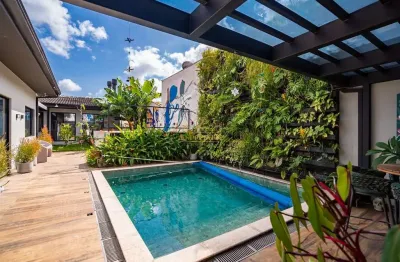Casa com 3 quartos à venda na rua dom manuel da silveira d'elboux, tarumã, curitiba por r$ 2.100.000