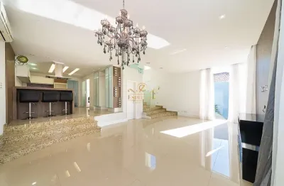 Casa com 3 quartos para alugar na rua roberto lobo, guabirotuba, curitiba por r$ 6.490