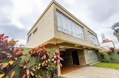 Casa com 3 quartos para alugar na jardinete osíris de oliveira ribas, santa quitéria, curitiba por r$ 6.700