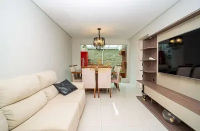 Casa com 3 quartos para alugar na Rua Silveira Neto, Água Verde, Curitiba por R$ 6.800