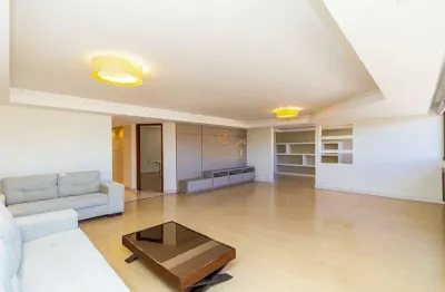 Apartamento com 3 quartos para alugar na avenida visconde de guarapuava, centro, curitiba por r$ 5.300