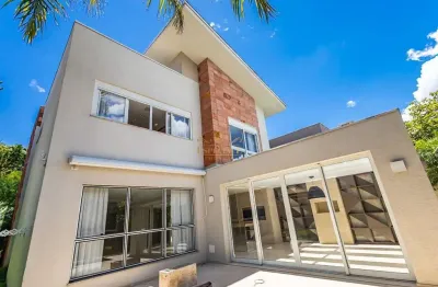 Casa em condomínio fechado com 4 quartos para alugar na Rua Eduardo Sprada, Campo Comprido, Curitiba por R$ 21.000