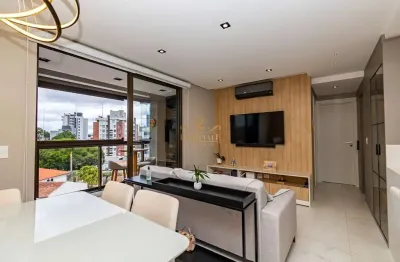 Apartamento com 2 quartos para alugar na Avenida Presidente Wenceslau Braz, Novo Mundo, Curitiba por R$ 4.750