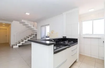 Cobertura com 3 quartos para alugar no Santa Cândida, Curitiba  por R$ 3.590