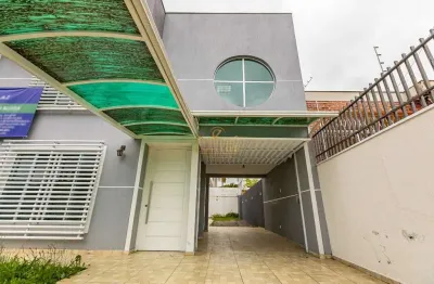 Casa comercial à venda no Parolin, Curitiba  por R$ 1.800.000