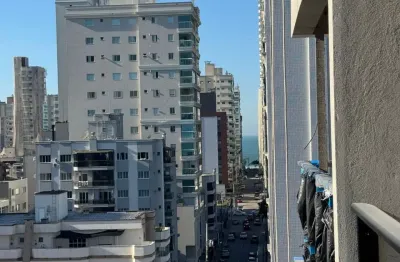 Apartamento com 3 quartos à venda na Rua 318, 229, Meia Praia, Itapema