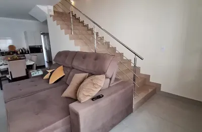 Casa com 2 quartos à venda na Rua 424, 1274, Meia Praia, Itapema