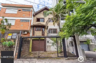 Casa para venda - 330m², 4 dormitórios, sendo 3 suites, 2 vagas - petrópolis