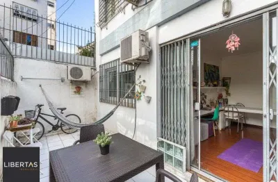 Apartamento térreo com pátio de 1 dormitório no bairro santa cecilia