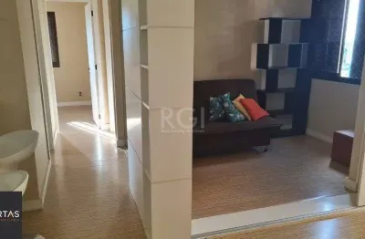 Apartamento com 3 quartos para alugar na Rua Professor Carvalho Freitas, 611, Teresópolis, Porto Alegre