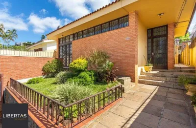 Casa com 3 quartos à venda na Rua Artigas, 320, Petrópolis, Porto Alegre
