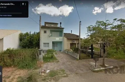 Casa, estilo sobrado, com 03 dormitórios (01suíte) e 02 vagas, no bairro hípica, em porto alegre, rs.