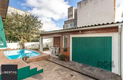 Casa no bairro vila ipiranga de 3 dormitórios e 3 vagas