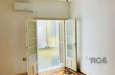 Apartamento com 2 quartos à venda na Rua Alberto Torres, 125, Cidade Baixa, Porto Alegre