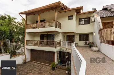 Casa com 5 quartos para alugar na Rua Caeté, 600, Vila Assunção, Porto Alegre