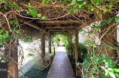 Apartamento de 1 quarto,  currasqueira, suíte e uma vaga de garagem no bairro santa cecilia  junto ao bom fim em porto alegre.