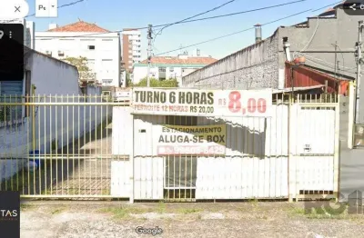 Terreno à venda na Rua Antônio Joaquim Mesquita, 569, Passo da Areia, Porto Alegre