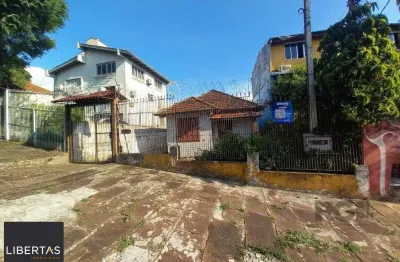 Casa com 3 quartos à venda na Rua Oscar Schneider, 555, Medianeira, Porto Alegre