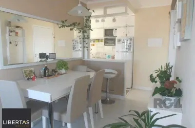 Apartamento 62m², 3 dormitórios, 2 vagas de garagem no bairro passo da areia