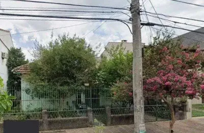 Terreno à venda na Rua Veríssimo Rosa, 644, Partenon, Porto Alegre