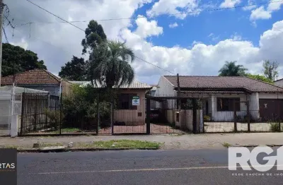 Casa com 3 quartos à venda na Rua Zeferino Dias, 264, Sarandi, Porto Alegre