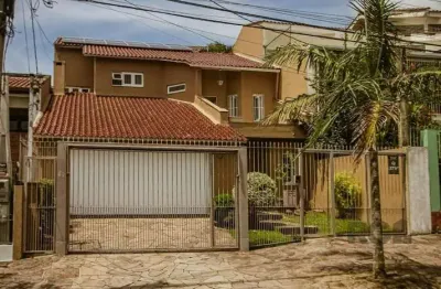 Casa com 3 quartos à venda na Rua São Francisco de Assis, 54, Santo Antônio, Porto Alegre