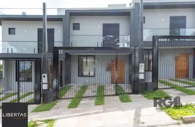 Sobrado novo  no bairro tristeza, 3d, 1 suite, churrasqueira, laveira, vista para o rio.