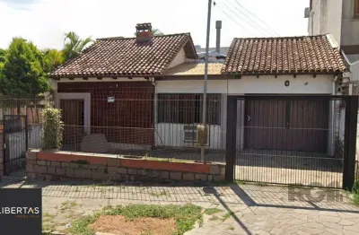 Casa com 3 quartos à venda na Rua Barão do Amazonas, 3093, Partenon, Porto Alegre
