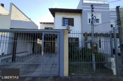 Casa em condomínio fechado com 4 quartos à venda na Rua Fernando Jorge Schneider, 137, Hípica, Porto Alegre