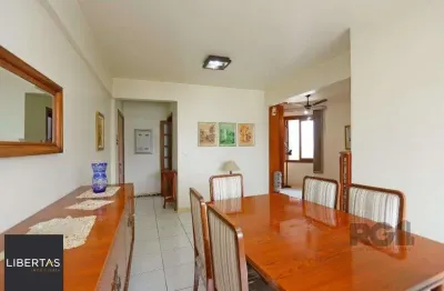 Apartamento com 2 quartos à venda na Rua Brito Peixoto, 237, Passo da Areia, Porto Alegre