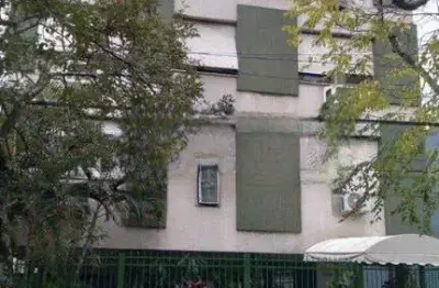 Apartamento no bairro auxiliadora de 2 dormitórios e vaga