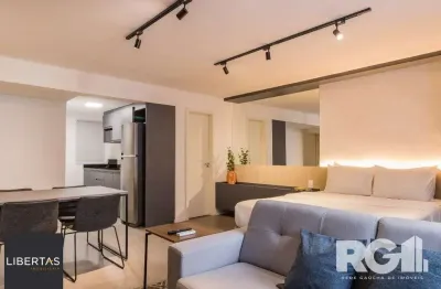 Studio com localização no centro histórico de porto alegre, uma das ruas mais charmosas e antigas de porto alegre.