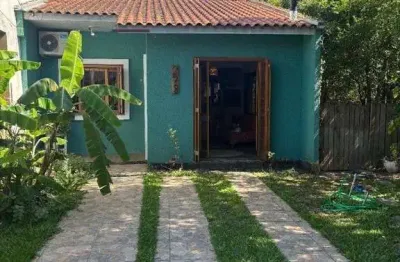 Casa com 3 quartos à venda na Rua Eliza Tevah, 278, Hípica, Porto Alegre