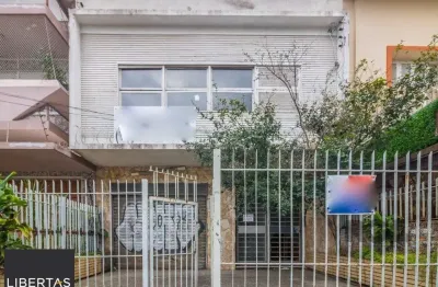 Casa com 5 quartos à venda na Avenida Venâncio Aires, 958, Farroupilha, Porto Alegre