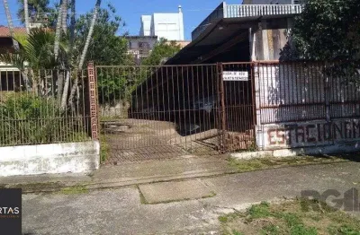 Terreno à venda na Rua Aldrovando Leão, 359, Vila Jardim, Porto Alegre