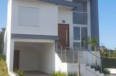 Casa com 3 quartos à venda na Rua Affonso Lunardelli, 75, Hípica, Porto Alegre