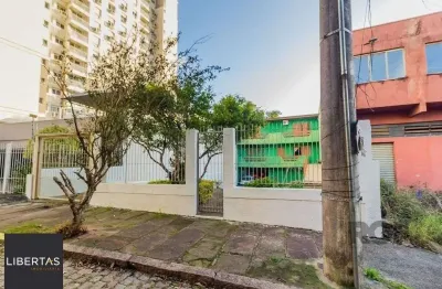 Casa 242m² - 5 dormitórios, 6 vagas no bairro cristo redentor
