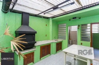 Excelente apartamento de 83m² com 2 dormitórios no bairro navegantes.