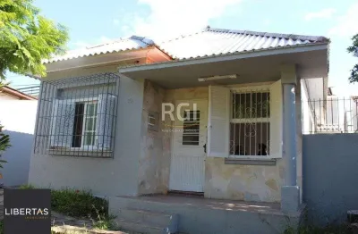 Casa com 6 quartos à venda na Praça Simões Lopes Neto, 39, Teresópolis, Porto Alegre