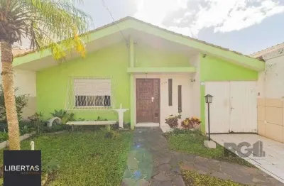 Casa com 3 quartos à venda na Avenida Souza Melo, 776, Sarandi, Porto Alegre