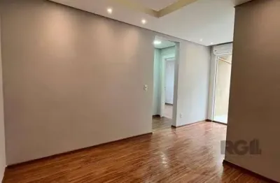 Ótima casa terrea,  2 dormitórios , 2 vagas de garagens bairro hipica em porto alegre